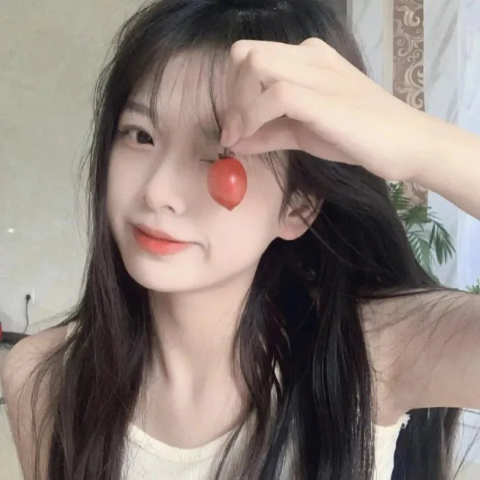 绿茵春色